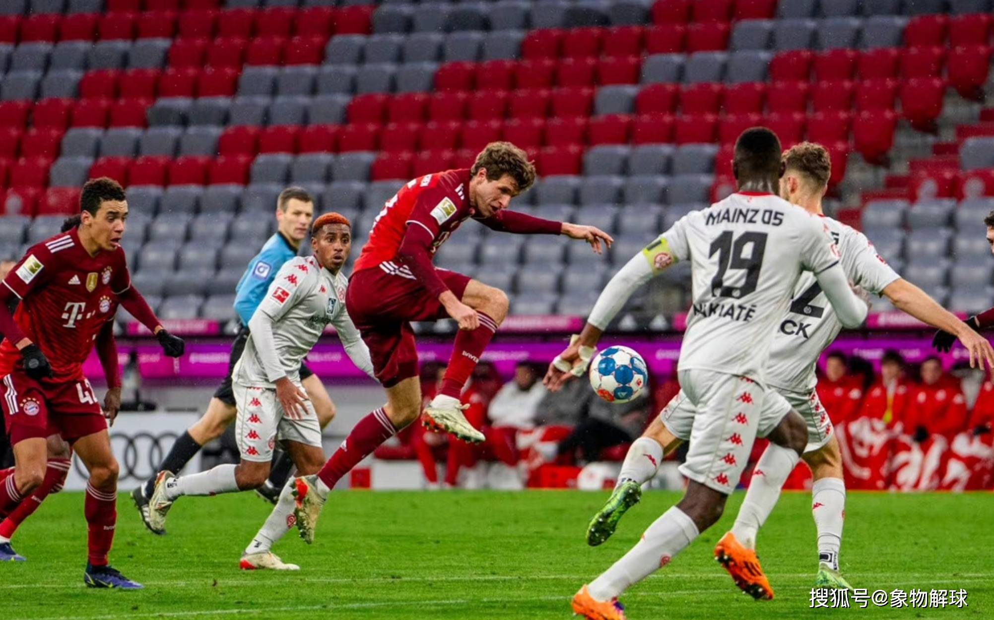 德甲:莱比锡4-1大胜美因茨,强烈的进攻火力引人关注的简单介绍 德甲:莱比锡4-1大胜美因茨,强烈的进攻火力引人关注的简单介绍