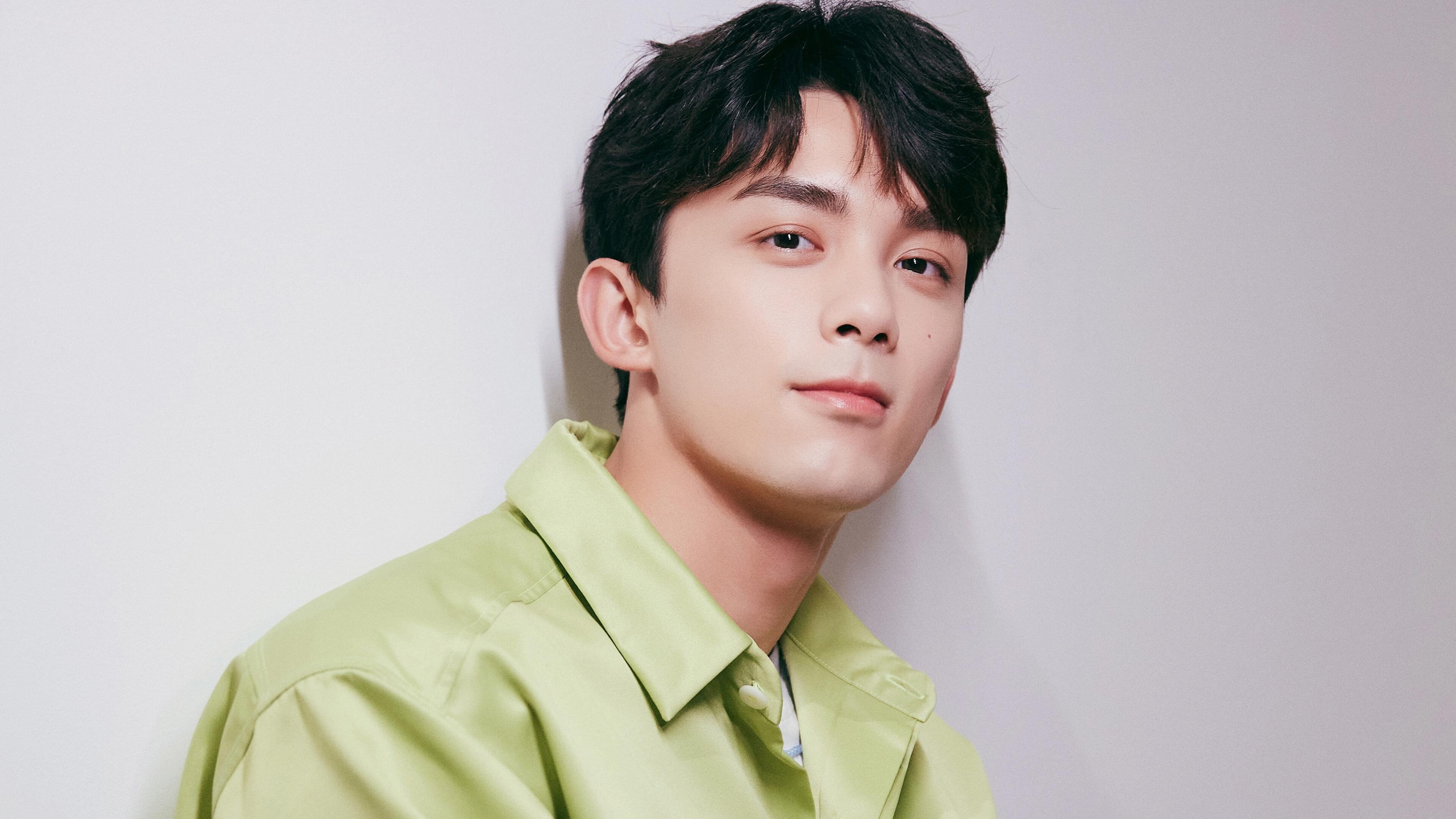 球员续约期表现波动是否与心理压力有关,刚续约球员可以交易吗