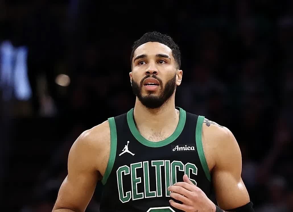 乐鱼体育：凯尔特人队新赛季：威廉姆斯能否提升球队的内线深度，在季后赛中发挥关键作用，帮助球队赢得总冠军？的简单介绍